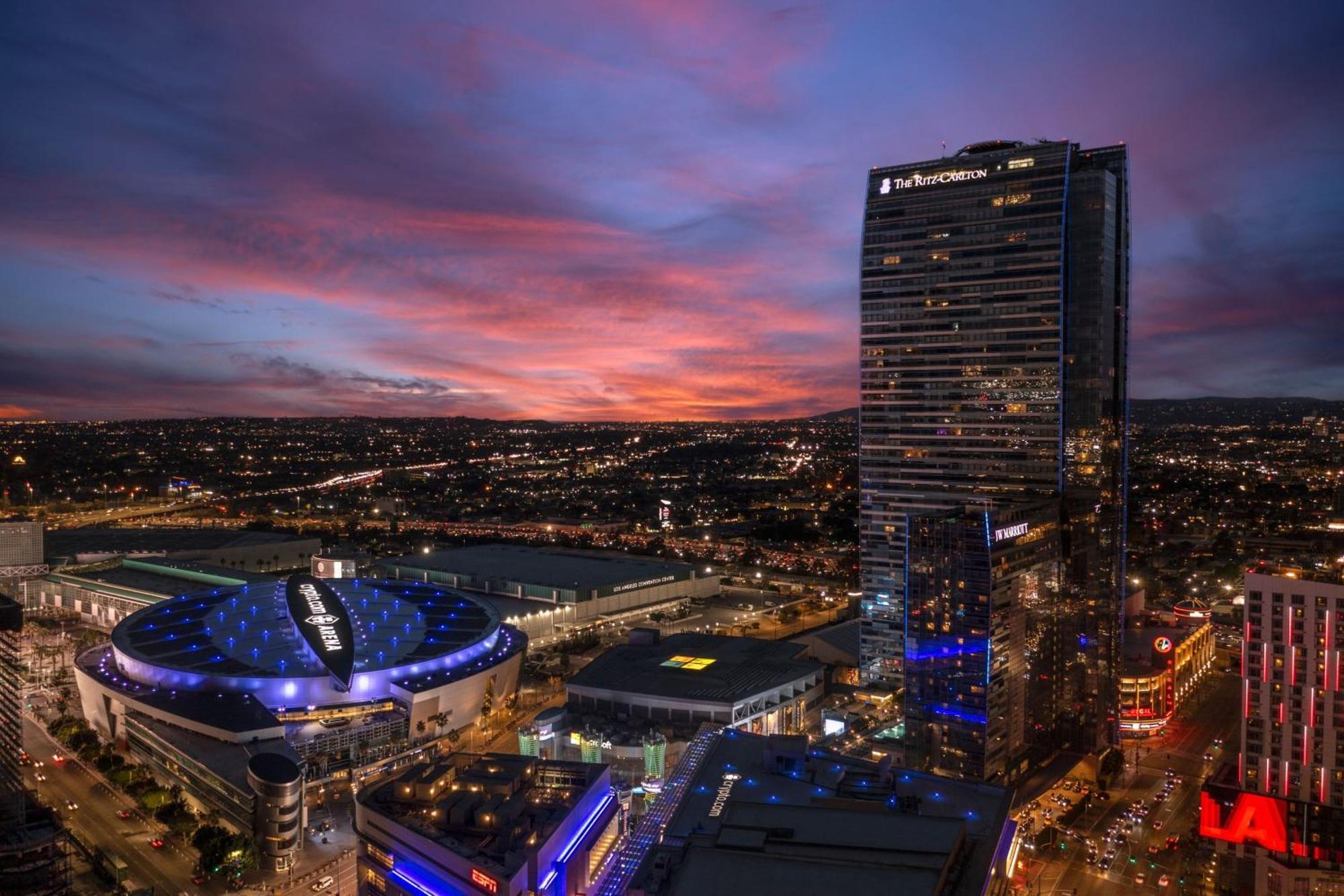 Отель The Ritz-Carlton, Los Angeles L.A. Live Экстерьер фото